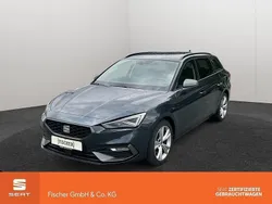 Magnetic tech grey (grau) Gebraucht 2024 Seat Leon ST FR Kombi | 28.689 € (Guter Preis)
