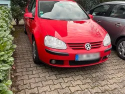 Rot Gebraucht 2004 VW Golf V Limousine | 2.500 € (Fairer Preis)
