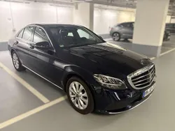 Blau Gebraucht 2021 Mercedes C300e Avantgarde Limousine | 32.000 € (Etwas zu teuer)