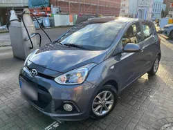 Grau Gebraucht 2016 Hyundai i10 YES! Kleinwagen | 7.595 € (Superpreis)