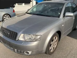 Silber Gebraucht 2002 Audi A4 Limousine | 1.375 € (Guter Preis)