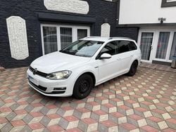 Weiß Gebraucht 2015 VW Golf VII Edition Kombi | 7.499 € (Fairer Preis)