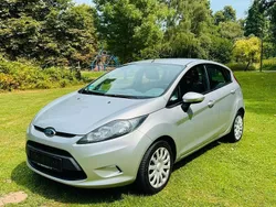 Silber Gebraucht 2010 Ford Fiesta Kleinwagen | 4.490 € (Fairer Preis)