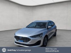 Moondust silber metallic Neu 2024 Ford Focus Titanium Limousine | 29.980 € (Fairer Preis)