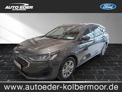 Magneticgrau (grau) Neu 2024 Ford Focus Titanium Kombi | 24.880 € (Superpreis)
