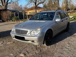 Silber Gebraucht 2003 Mercedes C180 Classic Kombi | 1.250 € (Superpreis)