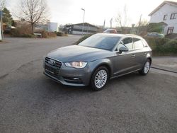 Grau Gebraucht 2014 Audi A3 Ambiente Limousine | 12.300 € (Fairer Preis)