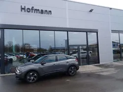 Grau Gebraucht 2024 Citroën C4 Feel Limousine | 17.950 € (Guter Preis)