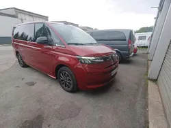 Rot Gebraucht 2023 VW T7 Van | 54.800 €