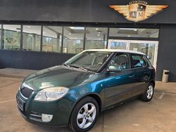 Grün Gebraucht 2008 Skoda Fabia Sport Limousine | 3.950 € (Fairer Preis)