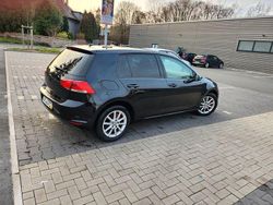 Schwarz Gebraucht 2012 VW Golf Comfortline Limousine | 7.290 € (Teuer)