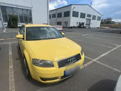 Gelb Gebraucht 2004 Audi A3 Ambiente Limousine | 2.750 € (Teuer)