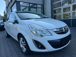 Weiß Gebraucht 2011 Opel Corsa Satellite Kleinwagen | 4.190 € (Fairer Preis)