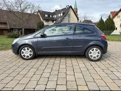 Blau Gebraucht 2007 Opel Corsa Kleinwagen | 1.400 € (Guter Preis)