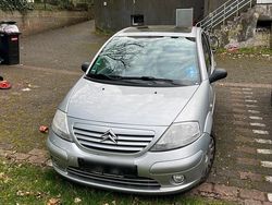 Silber Gebraucht 2003 Citroën C3 Kleinwagen | 850 € (Superpreis)