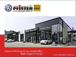 Weiß Gebraucht 2023 VW T-Cross R-line SUV | 25.490 € (Etwas zu teuer)