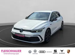 Weiss Gebraucht 2022 VW Golf VIII GTI Limousine | 30.490 € (Fairer Preis)