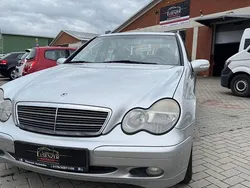 Silber Gebraucht 2001 Mercedes C200 Limousine | 1.399 € (Fairer Preis)