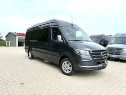 Grau Neu 2025 Mercedes Sprinter Luxury Van | 107.010 €