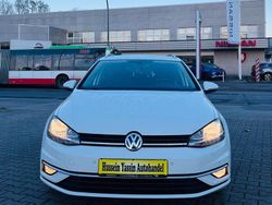 Weiß Gebraucht 2017 VW Golf VII Comfortline Kombi | 9.999 € (Guter Preis)