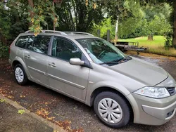 Silber Gebraucht 2007 Renault Mégane II Expression Limousine | 4.000 € (Teuer)