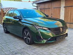 Grün Gebraucht 2022 Peugeot 308 GT Limousine | 20.900 € (Etwas zu teuer)