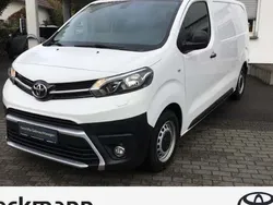 Weiß Gebraucht 2019 Toyota Proace Van | 15.989 € (Guter Preis)
