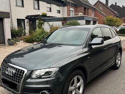 Grau Gebraucht 2009 Audi Q5 S-Line SUV | 13.600 € (Etwas zu teuer)