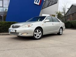 Silber Gebraucht 2001 Toyota Camry Executive Limousine | 4.290 € (Fairer Preis)