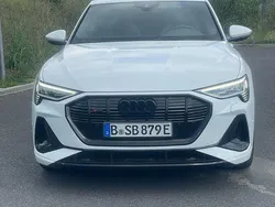 Weiß Gebraucht 2020 Audi e-tron S-Line SUV | 26.500 € (Guter Preis)