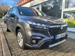 Grau Gebraucht 2023 Suzuki SX4 S-Cross Comfort SUV | 26.990 € (Fairer Preis)