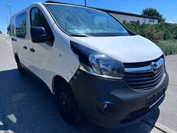 Weiß Gebraucht 2018 Opel Vivaro Van | 8.950 €