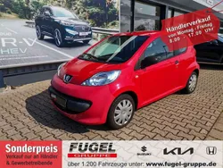 Zu lackieren rot 3p0/deckende lackierung Gebraucht 2006 Peugeot 107 Filou Kleinwagen | 499 € (Guter Preis)