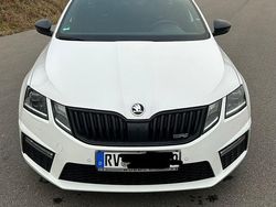 Weiß Gebraucht 2019 Skoda Octavia RS Kombi | 21.200 € (Fairer Preis)