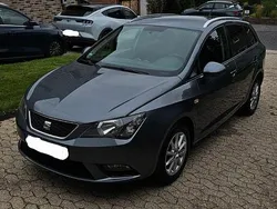 Grau Gebraucht 2016 Seat Ibiza ST Style Kombi | 6.900 € (Fairer Preis)