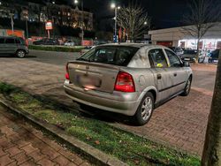 Silber Gebraucht 2002 Opel Astra Limousine | 1.500 € (Fairer Preis)