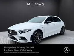 Weiß Gebraucht 2021 Mercedes A250 AMG line Limousine | 24.960 € (Superpreis)