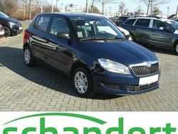 Blau Gebraucht 2012 Skoda Fabia Cool Edition Kleinwagen | 8.950 €