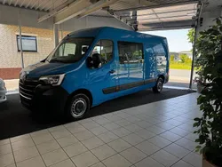 Blau Gebraucht 2021 Renault Master Van | 27.999 € (Etwas zu teuer)