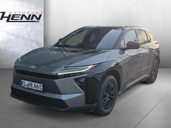 Precious metal grey metallic / black Gebraucht 2025 Toyota bZ4X Lounge SUV | 55.111 €