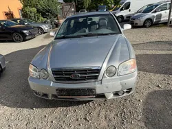 Weiß Gebraucht 2004 Kia Magentis Limousine | 2.590 €