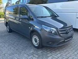 Grau Gebraucht 2021 Mercedes Vito Van / Kleinbus | 27.358 € (Fairer Preis)