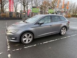 Grau Gebraucht 2016 Seat Leon ST FR Kombi | 9.999 € (Superpreis)