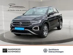 Schwarz (deep black perleffekt) Gebraucht 2024 VW T-Roc Move SUV | 28.990 € (Fairer Preis)