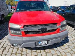 Rot Gebraucht 2003 Chevrolet Avalanche Abholung | 6.400 €