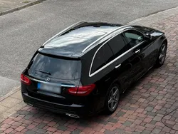 Schwarz Gebraucht 2017 Mercedes C250 AMG line Kombi | 23.990 € (Fairer Preis)