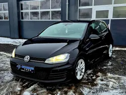 Schwarz Gebraucht 2014 VW Golf VII Business Limousine | 11.800 € (Etwas zu teuer)