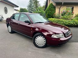 Violet Gebraucht 1995 Audi A4 Limousine | 3.490 €