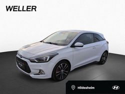 Polar white (weiß) Gebraucht 2016 Hyundai i20 Limousine | 11.950 € (Etwas zu teuer)