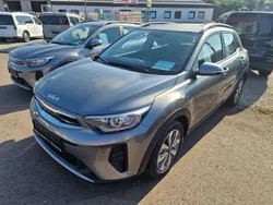 Grau Neu 2025 Kia Stonic Vision SUV | 23.890 € (Fairer Preis)